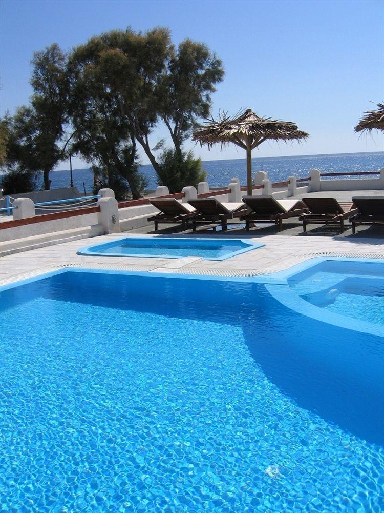 Happy Fish Perissa (Santorini) Exterior foto